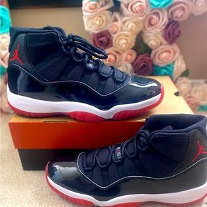 Air Jordan Retro 11 (Breads)